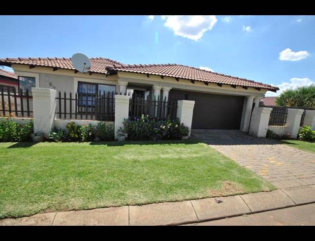 3 BEDROOM HOUSE FOR SALE IN DAWN PARK